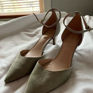 Elegant Women's Ankle Strap Heels